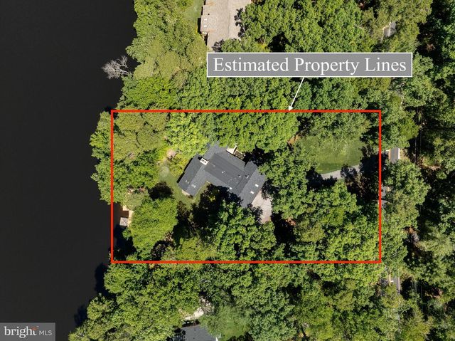 7 E CENTENNIAL DR, Medford, NJ 08055
