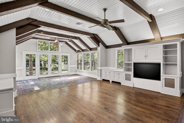 7 E CENTENNIAL DR, Medford, NJ 08055