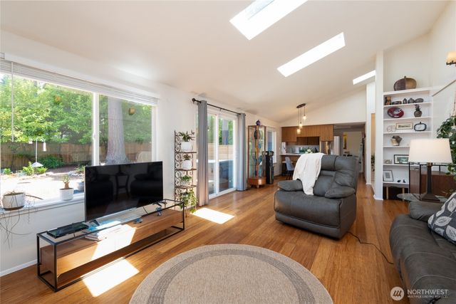 138 Point Fosdick Circle NW, Gig Harbor, WA 98335