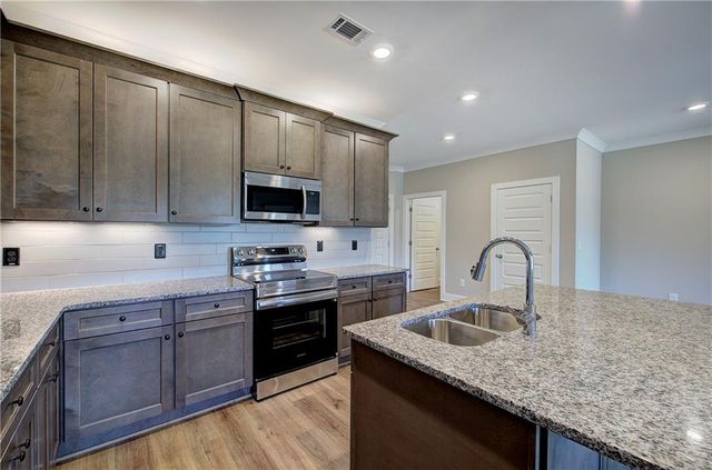 146 Sunflower Circle, Cartersville, GA 30121