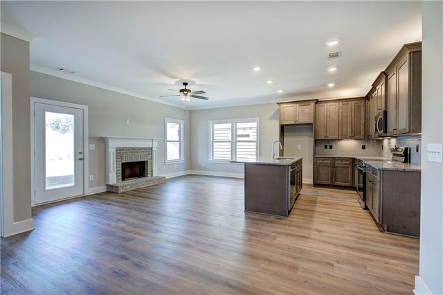 146 Sunflower Circle, Cartersville, GA 30121