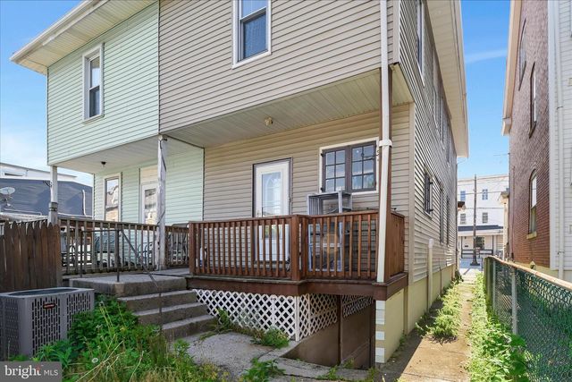 23 COAL ST, Port Carbon, PA 17965