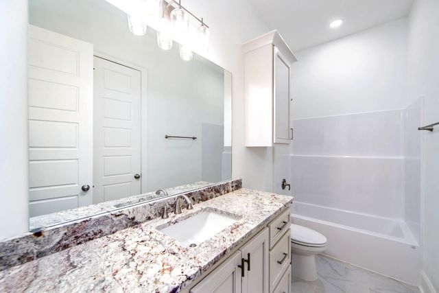 222 Rue Richard, Gray, LA 70364