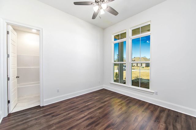 222 Rue Richard, Gray, LA 70364
