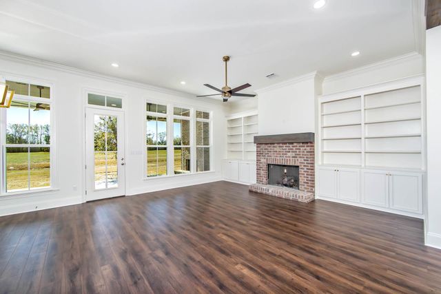 222 Rue Richard, Gray, LA 70364