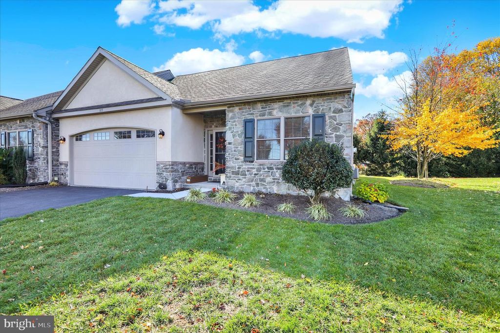 115 ANNA LN, Elizabethtown, PA 17022