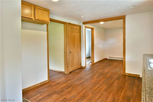 800 N Leavitt Road, Leavittsburg, OH 44430