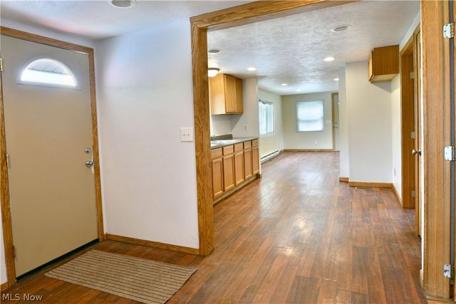 800 N Leavitt Road, Leavittsburg, OH 44430