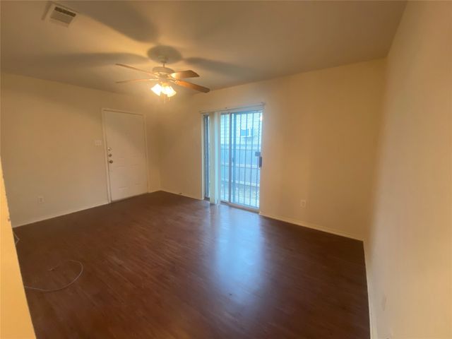 2302 Coleman Avenue, Fort Worth, TX 76105