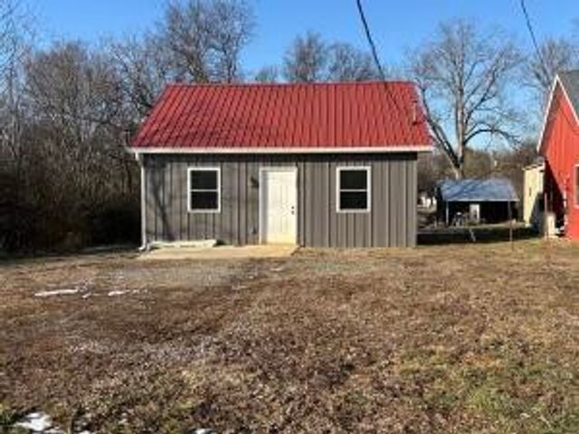 128 County Road 882, Etowah, TN 37331