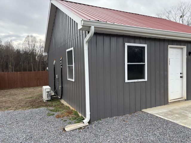 128 County Road 882, Etowah, TN 37331