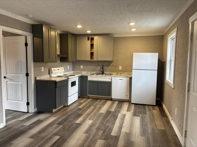 128 County Road 882, Etowah, TN 37331