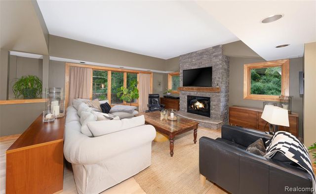 4832 Hosner Road, Oxford, MI 48370