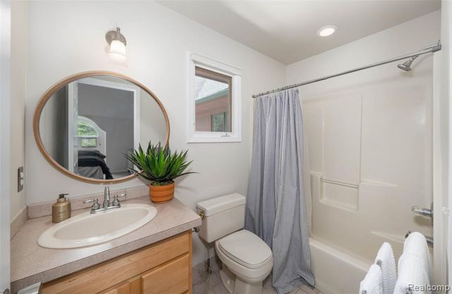 4832 Hosner Road, Oxford, MI 48370