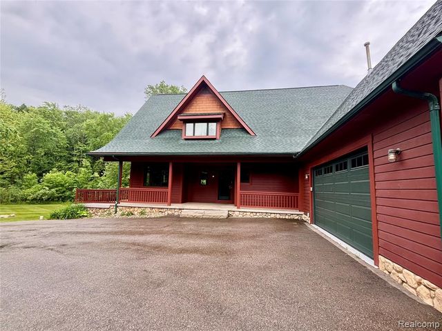 4832 Hosner Road, Oxford, MI 48370