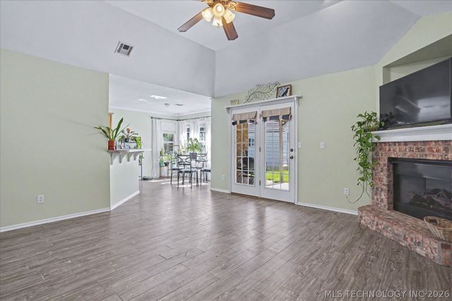 1321 S 214th West Avenue, Sand Springs, OK 74063