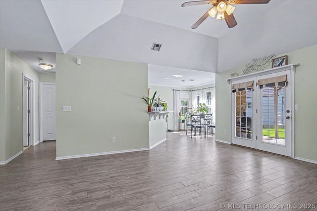 1321 S 214th West Avenue, Sand Springs, OK 74063
