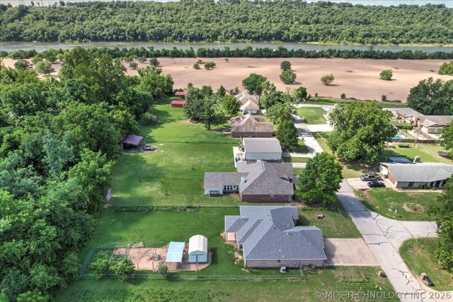 1321 S 214th West Avenue, Sand Springs, OK 74063