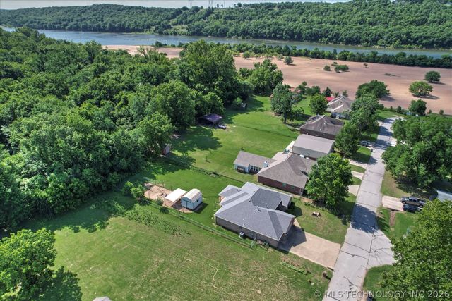 1321 S 214th West Avenue, Sand Springs, OK 74063