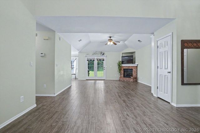 1321 S 214th West Avenue, Sand Springs, OK 74063