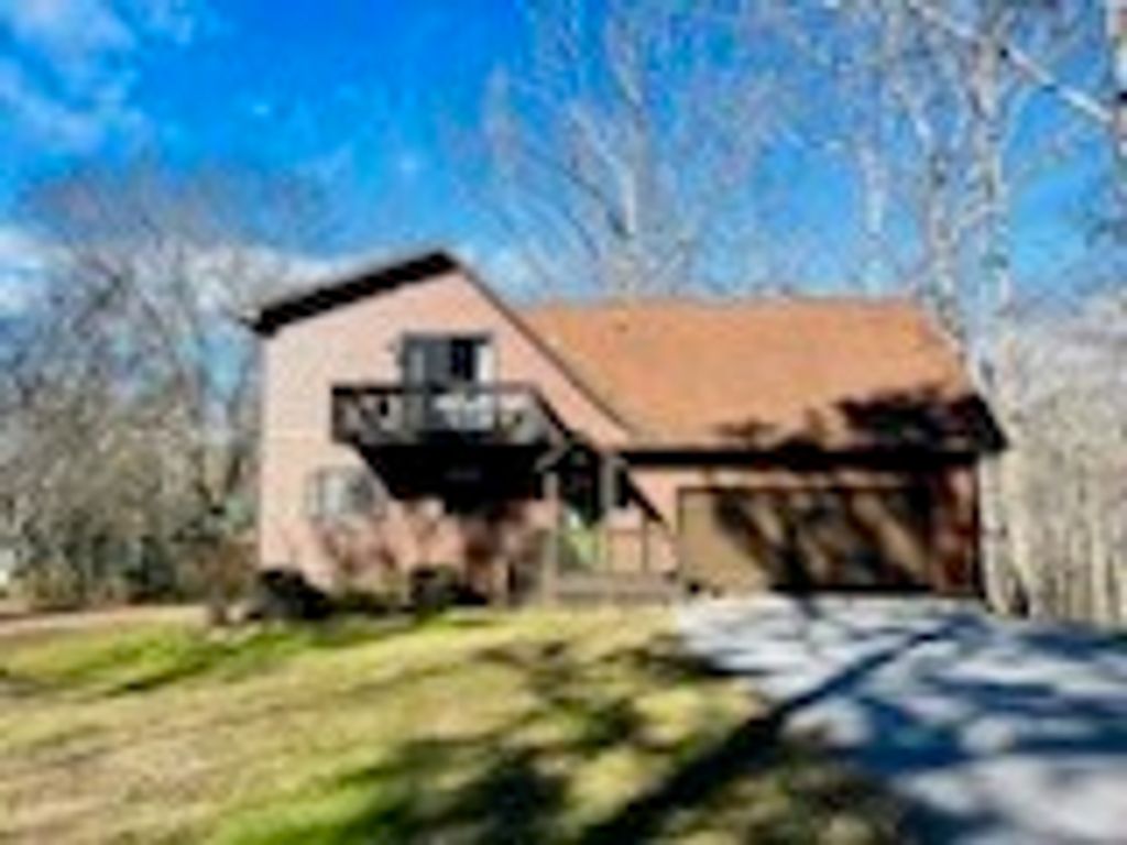 1070 Hawkins Road, Seneca, SC 29672