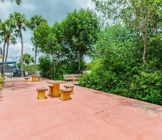 4435 1ST STREET NE 308, St Petersburg, FL 33703