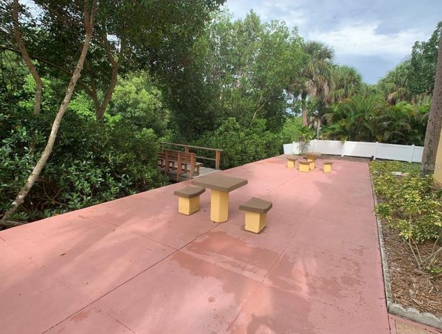 4435 1ST STREET NE 308, St Petersburg, FL 33703