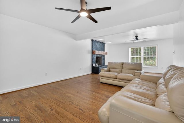 124 FAWN HILLS DR, Fredericksburg, VA 22407