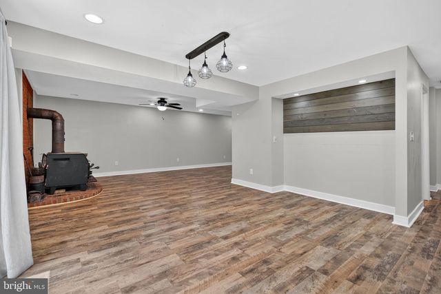 124 FAWN HILLS DR, Fredericksburg, VA 22407