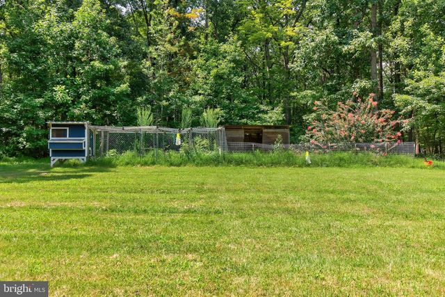 124 FAWN HILLS DR, Fredericksburg, VA 22407