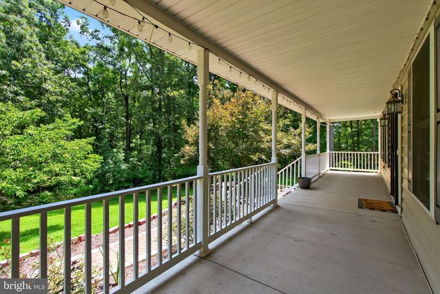 124 FAWN HILLS DR, Fredericksburg, VA 22407