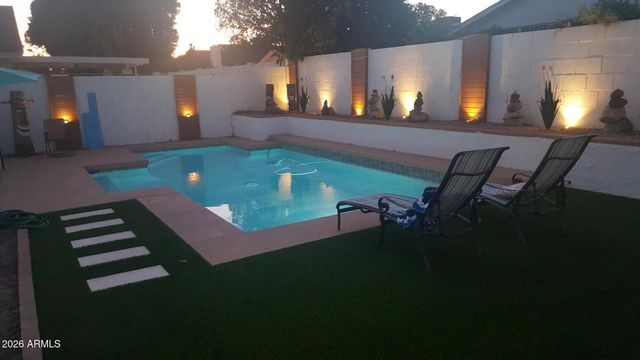 306 W SANDRA Terrace, Phoenix, AZ 85023