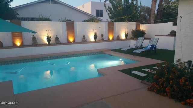 306 W SANDRA Terrace, Phoenix, AZ 85023