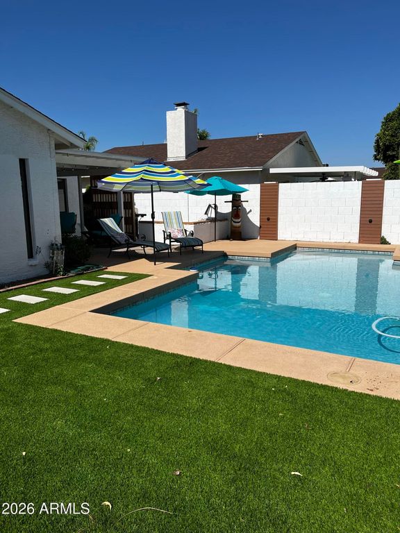306 W SANDRA Terrace, Phoenix, AZ 85023 — photo 2