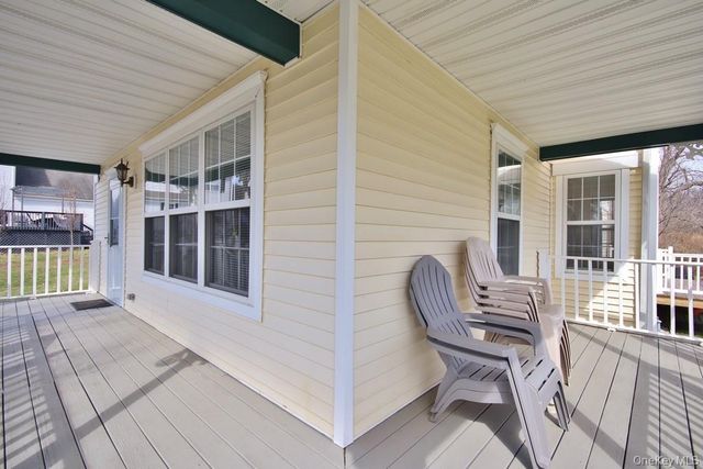 5 Old Field Circle, Pawling, NY 12564