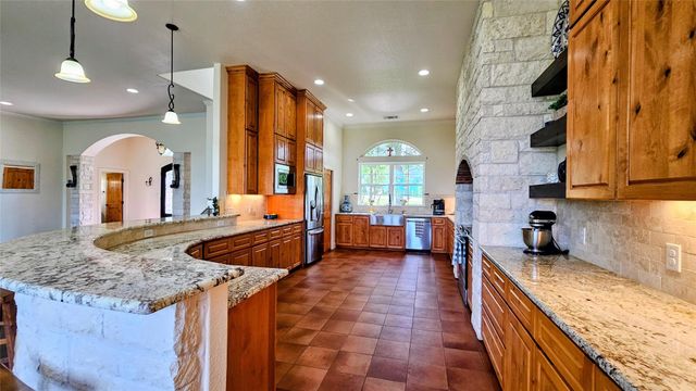 189 Moccasin CYN, Cedar Creek, TX 78612