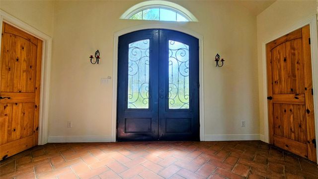 189 Moccasin CYN, Cedar Creek, TX 78612