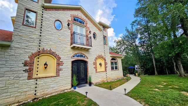 189 Moccasin CYN, Cedar Creek, TX 78612