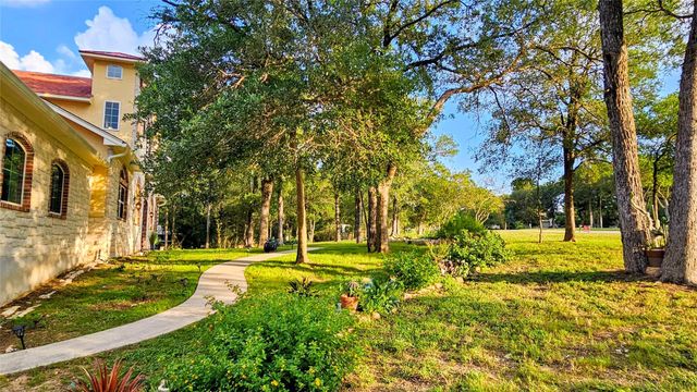 189 Moccasin CYN, Cedar Creek, TX 78612