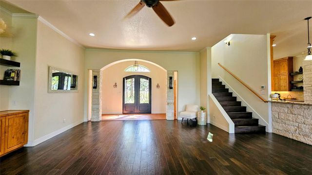 189 Moccasin CYN, Cedar Creek, TX 78612