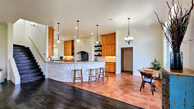 189 Moccasin CYN, Cedar Creek, TX 78612