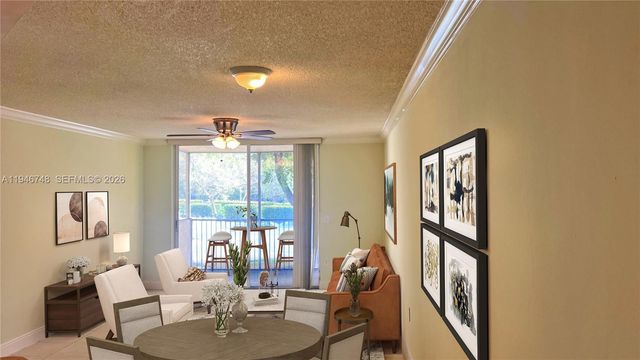 8343 Lake Dr 207, Doral, FL 33166