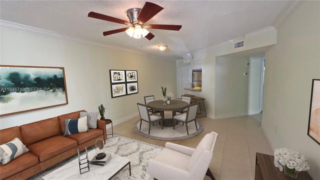 8343 Lake Dr 207, Doral, FL 33166