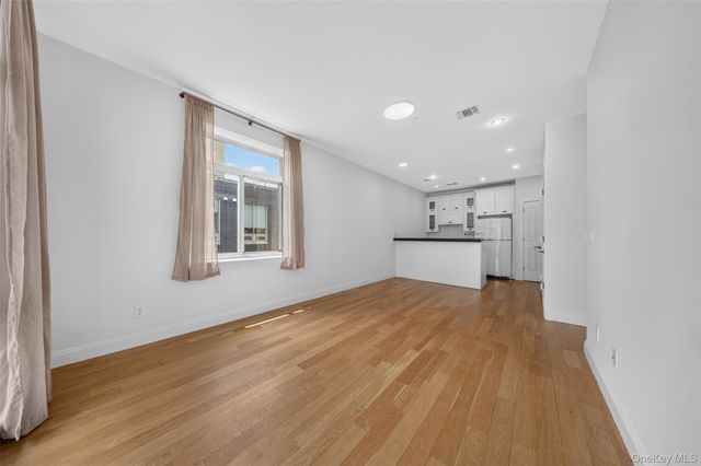 100 Engert Avenue 5C, Brooklyn, NY 11222