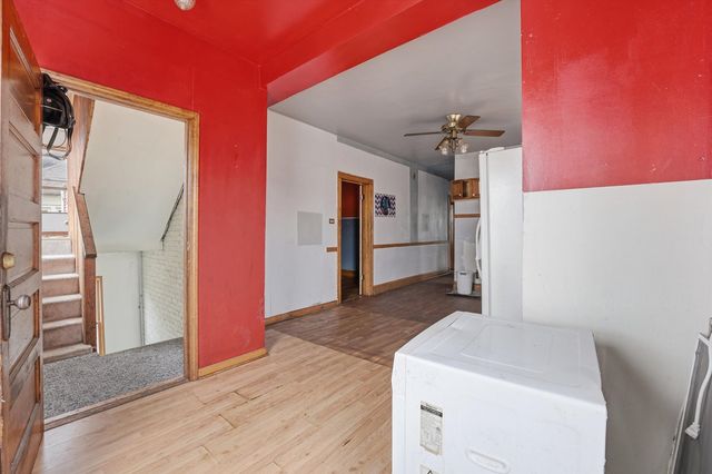 6734 S Maplewood Avenue, Chicago, IL 60629