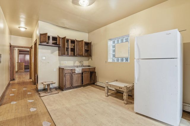 6734 S Maplewood Avenue, Chicago, IL 60629