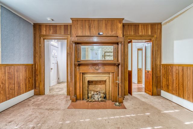 62 N Main St, Springfield, TN 37172