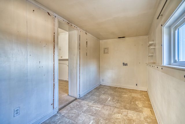 62 N Main St, Springfield, TN 37172