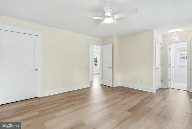 48 FENWAY DR, Charles Town, WV 25414