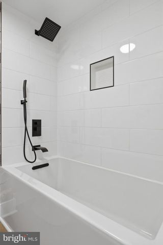48 FENWAY DR, Charles Town, WV 25414